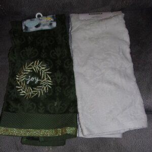 Bundle of 2 Holiday Christmas Hand Towels New
